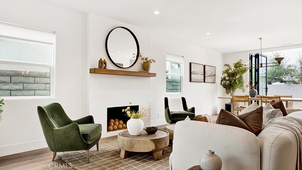 MLS #OC25275782 image #3