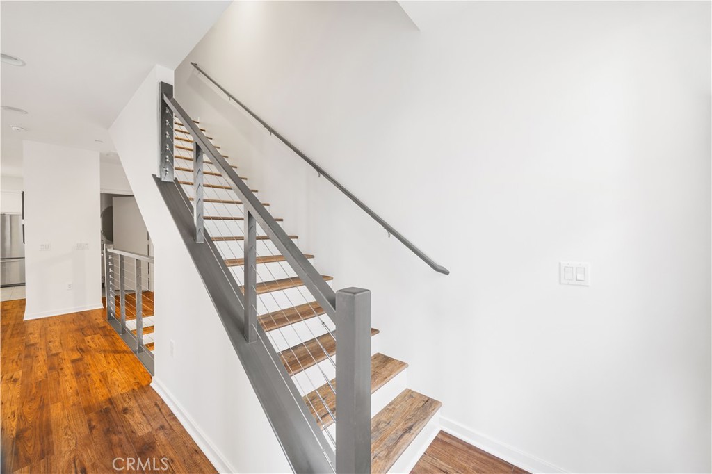 MLS #OC25275842 image #23