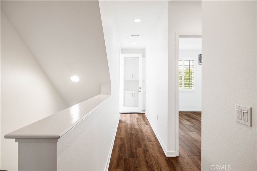 MLS #OC25275842 image #24