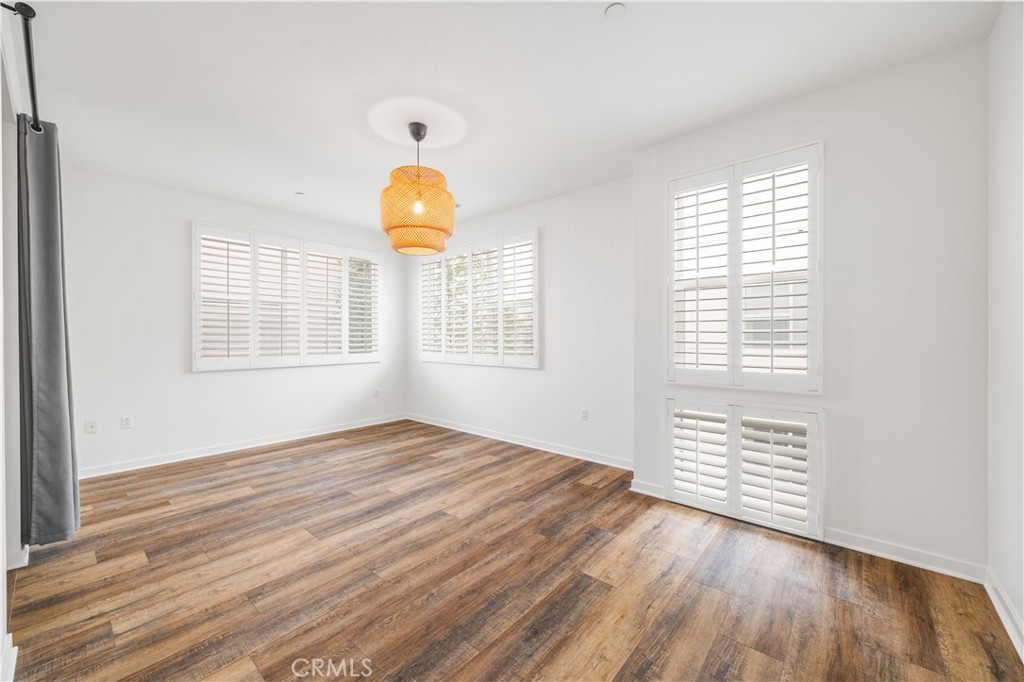 MLS #OC25275842 image #25