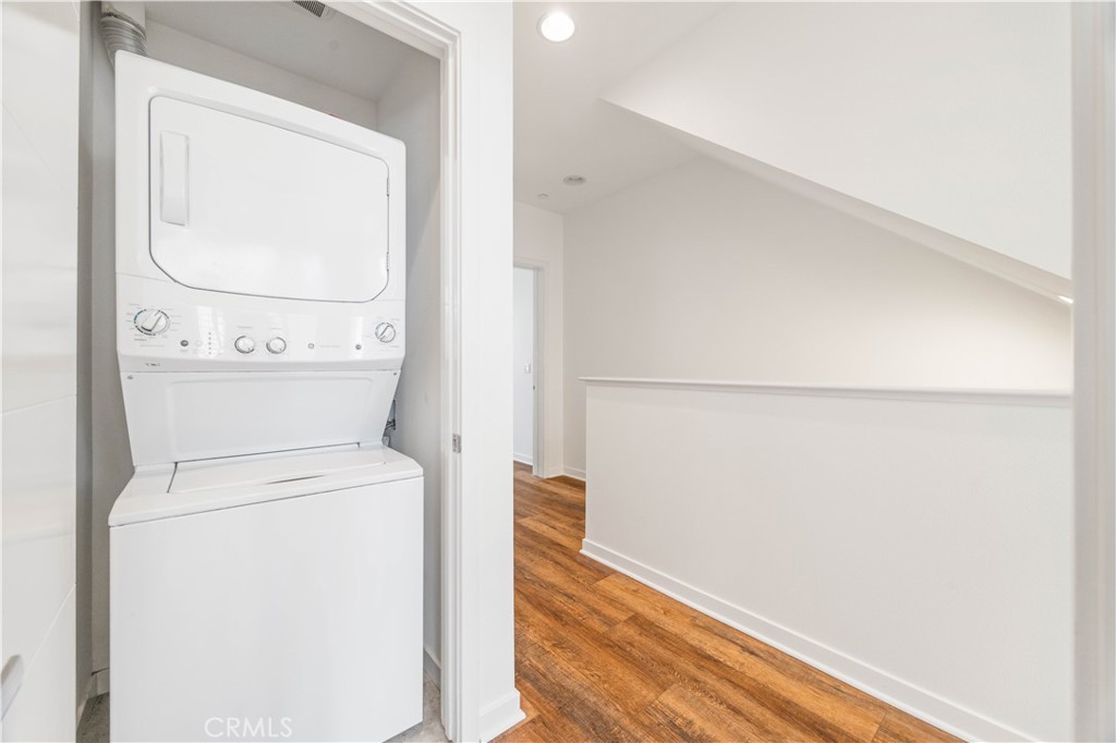 MLS #OC25275842 image #31