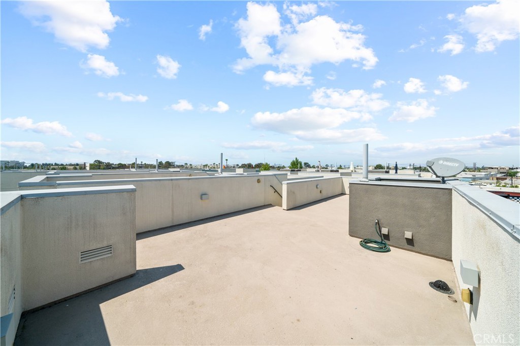 MLS #OC25275842 image #36