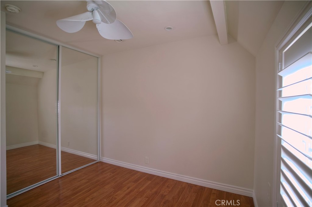 MLS #OC25275850 image #11