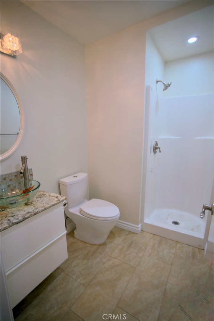 MLS #OC25275850 image #15