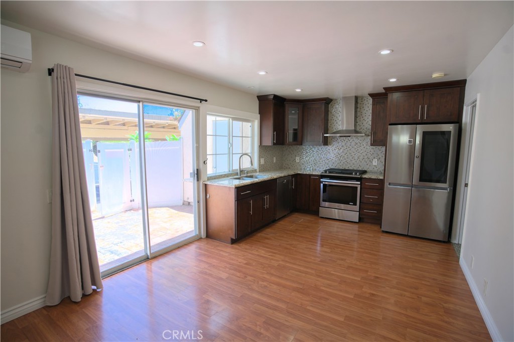 MLS #OC25275850 image #16