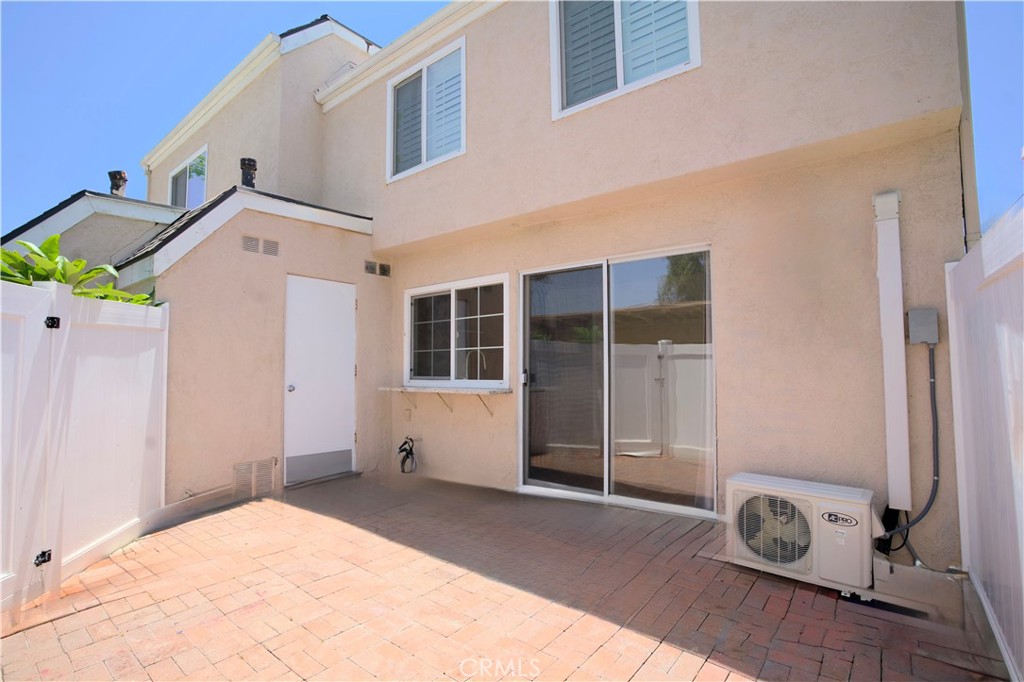 MLS #OC25275850 image #21