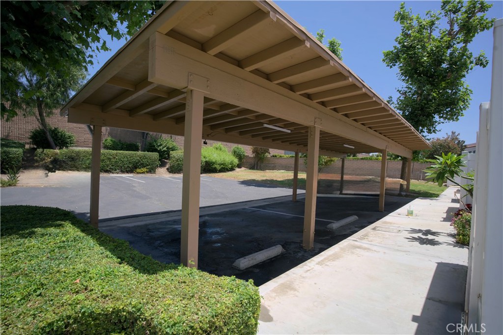 MLS #OC25275850 image #23