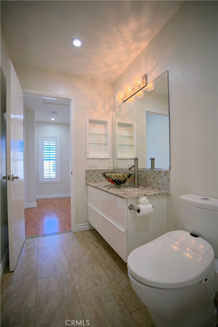 MLS #OC25275850 image #8