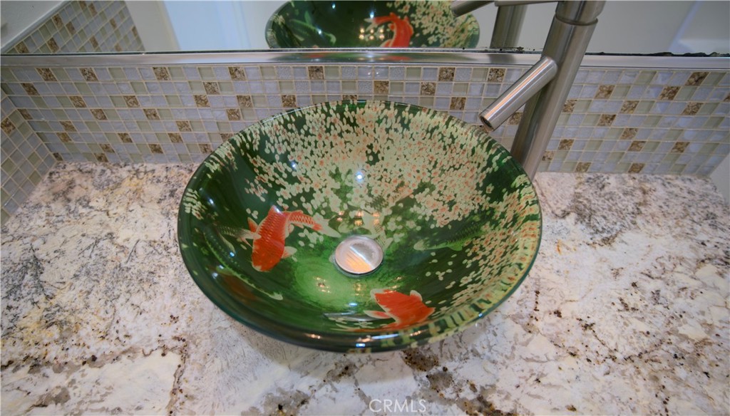 MLS #OC25275850 image #9