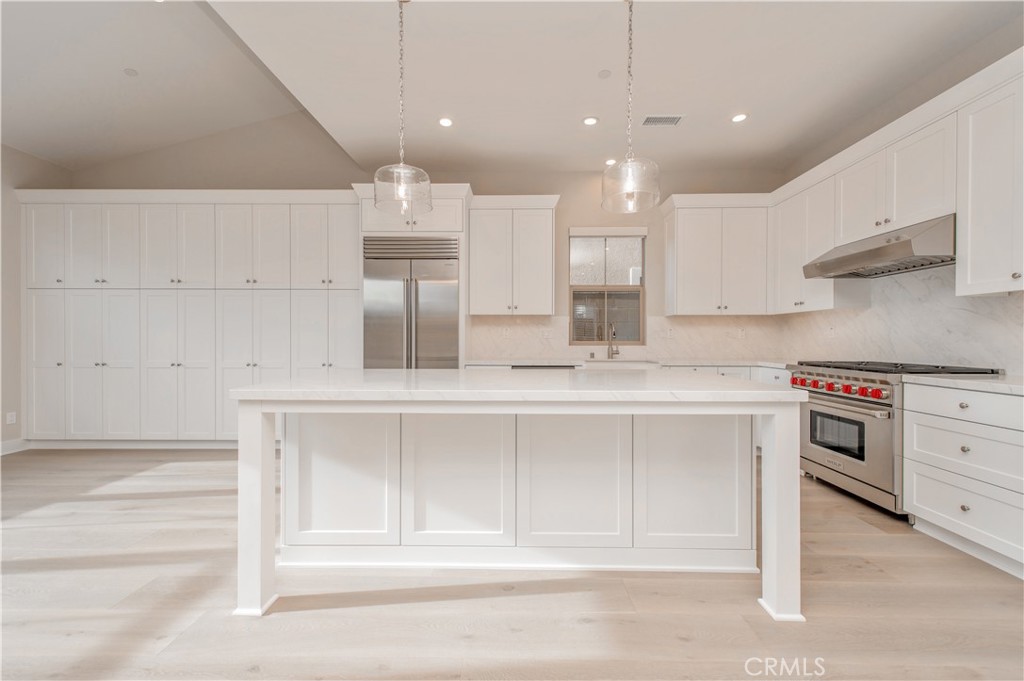 MLS #OC25275856 image #11