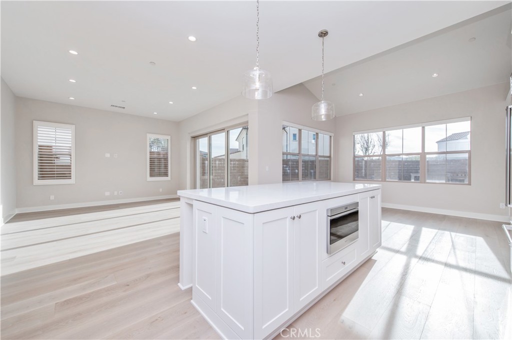 MLS #OC25275856 image #15