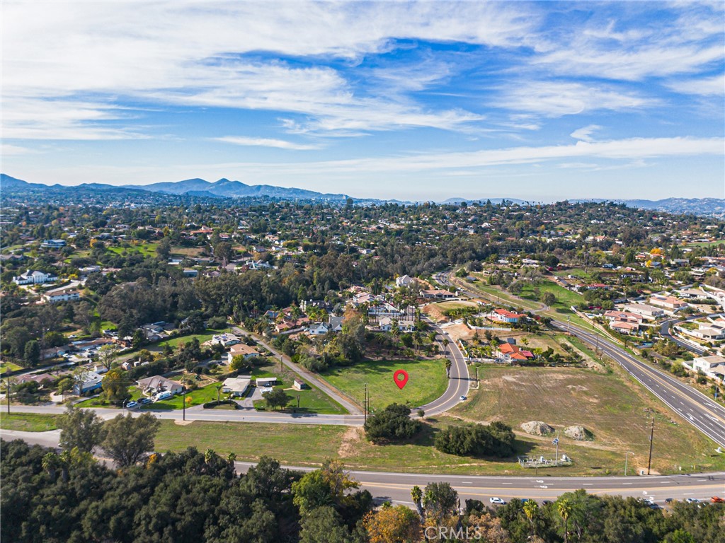 MLS #OC25275947 image #21