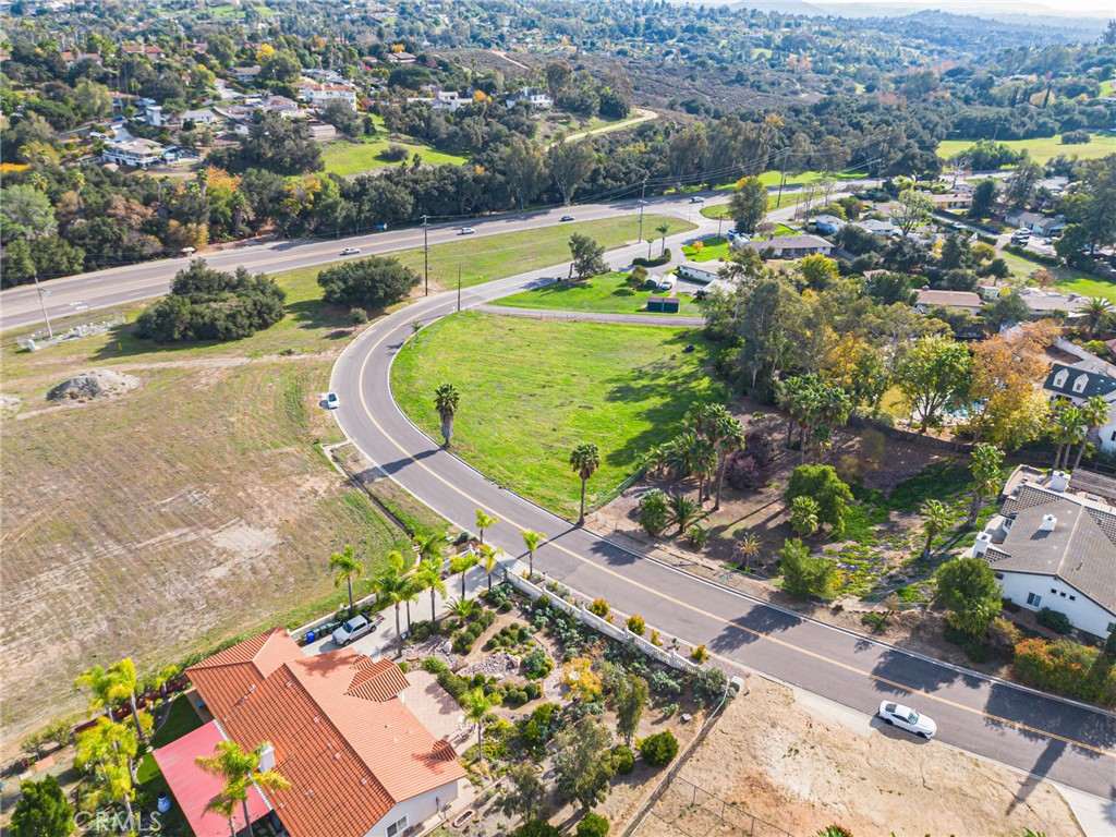 MLS #OC25275947 image #36