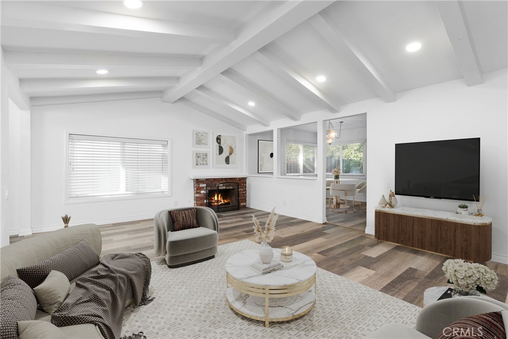 MLS #OC25275984 image #12