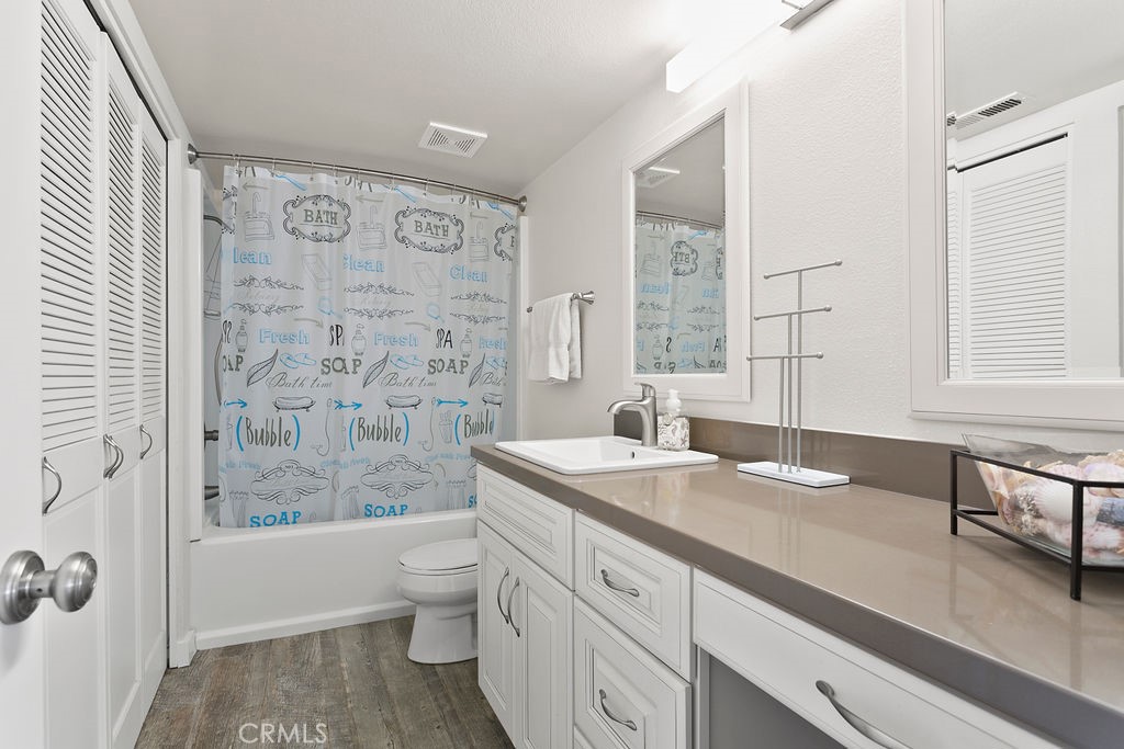 MLS #OC25276051 image #19