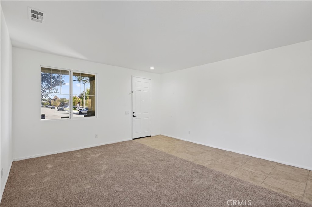 MLS #OC25276077 image #11