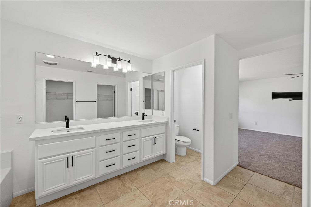 MLS #OC25276077 image #31