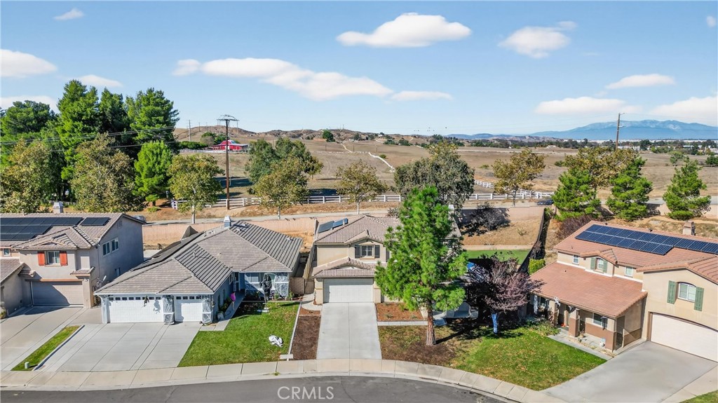 MLS #OC25276077 image #4