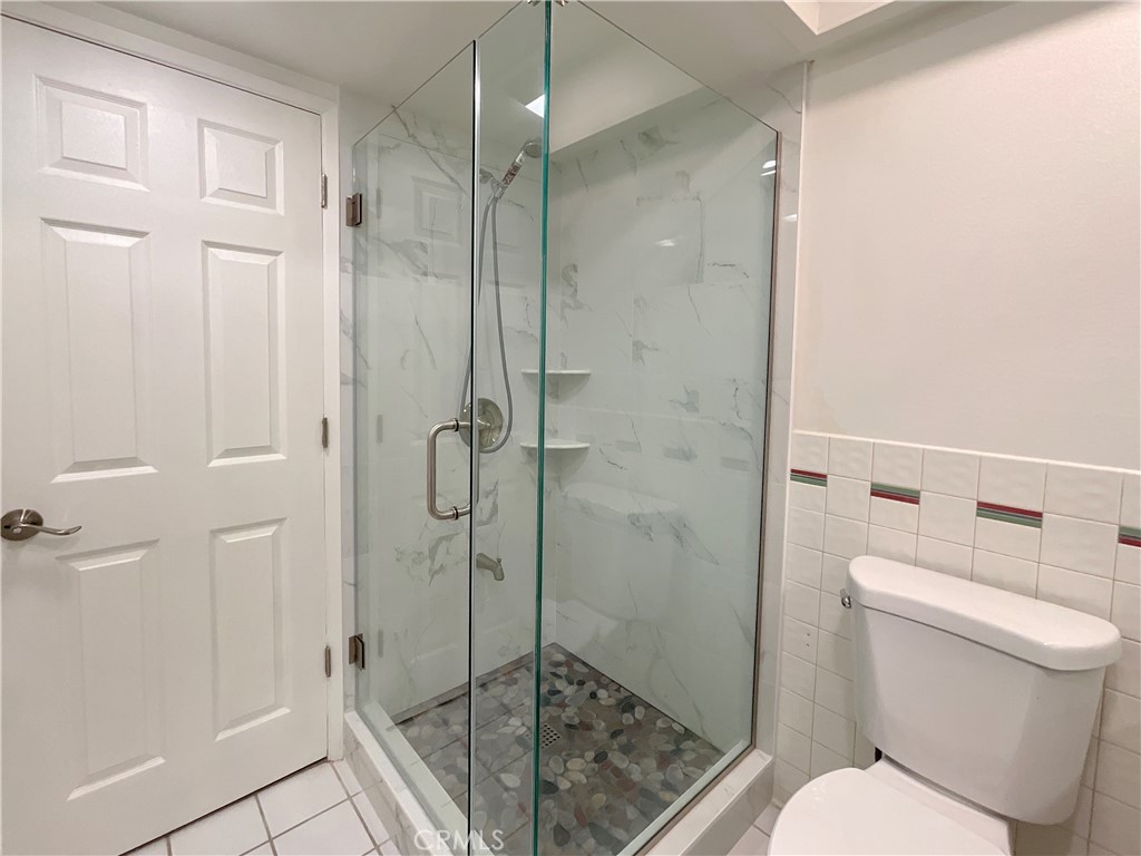 MLS #OC25276108 image #9