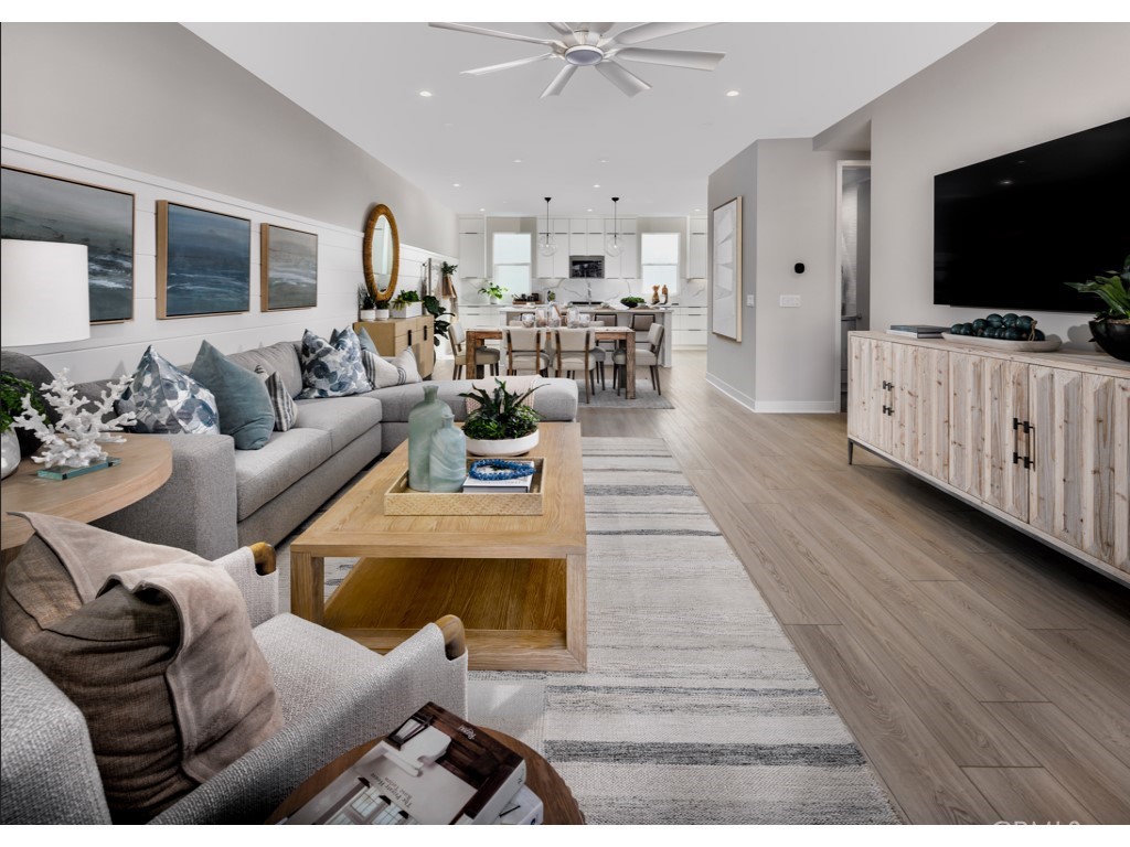 MLS #OC25276133 image #2