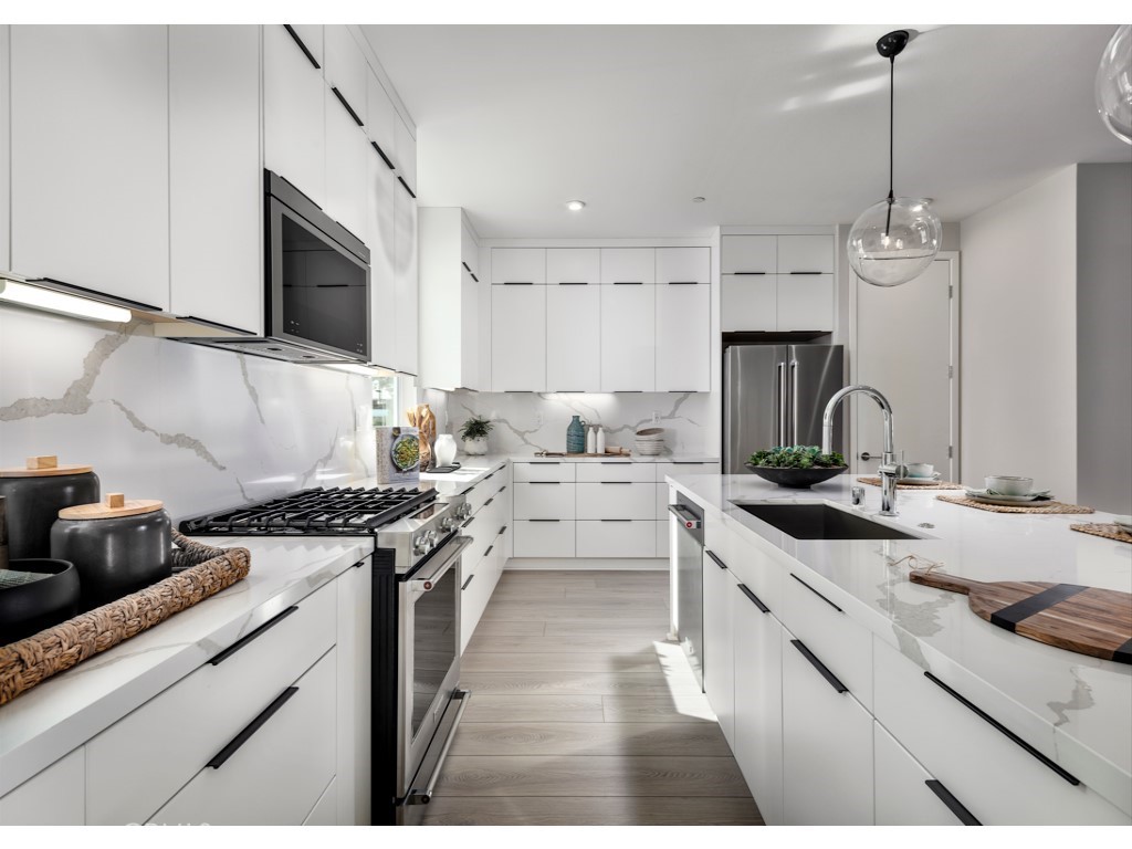 MLS #OC25276133 image #4