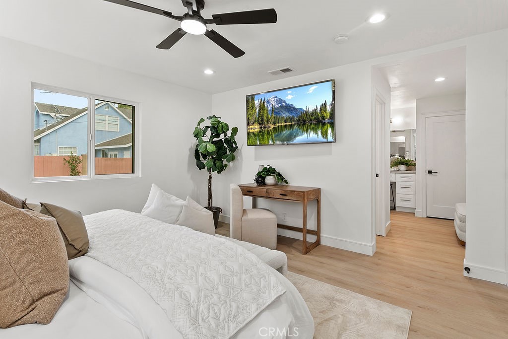 MLS #OC25275874 image #10