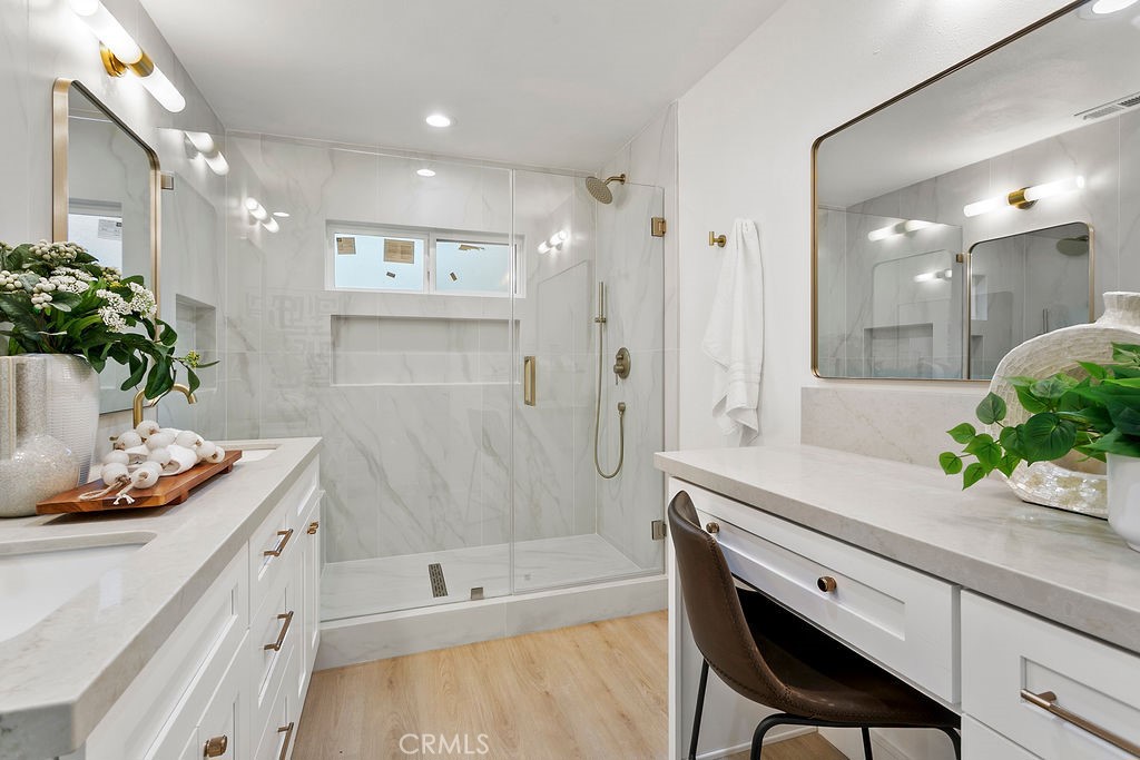 MLS #OC25275874 image #11