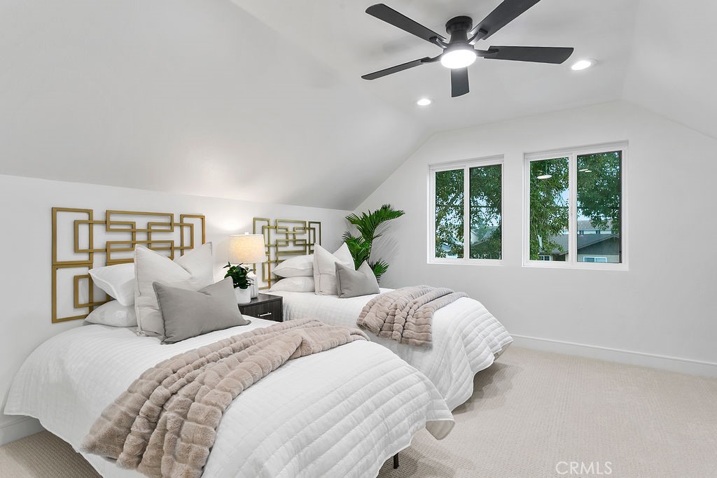 MLS #OC25275874 image #23