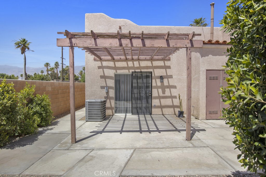 MLS #OC25276257 image #8