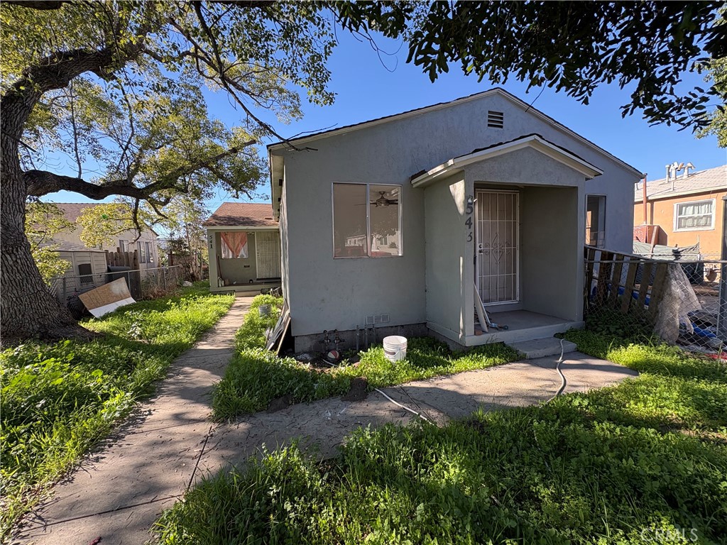 MLS #OC25276356 image #1