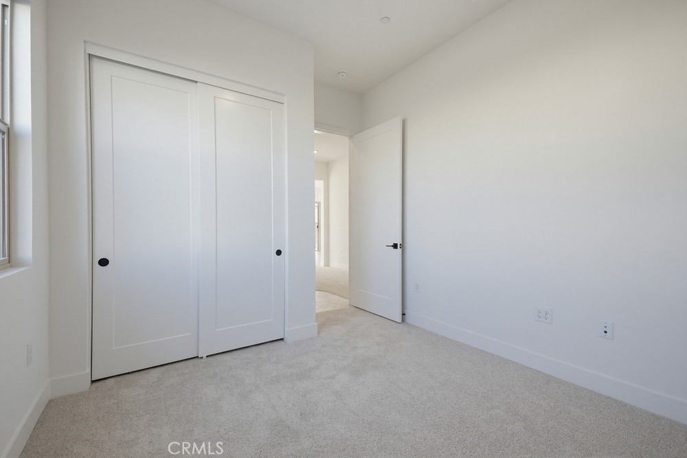 MLS #OC25276369 image #16