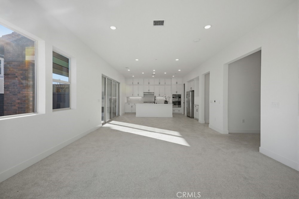 MLS #OC25276369 image #28