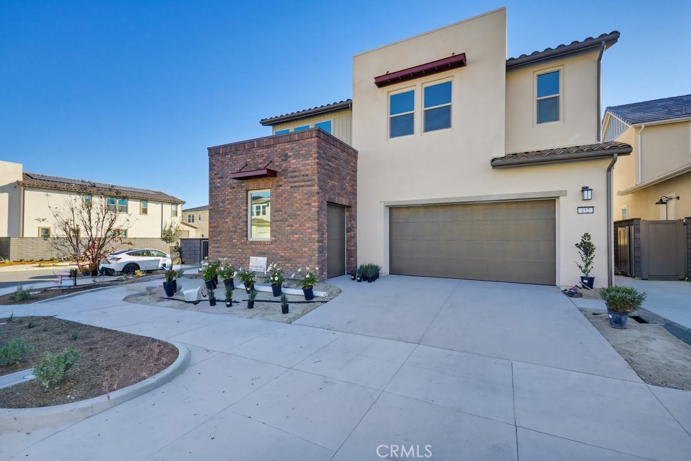 MLS #OC25276369 image #3