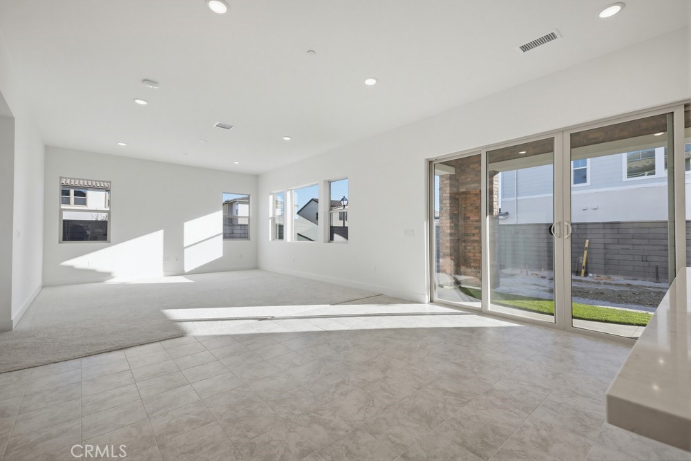 MLS #OC25276369 image #33