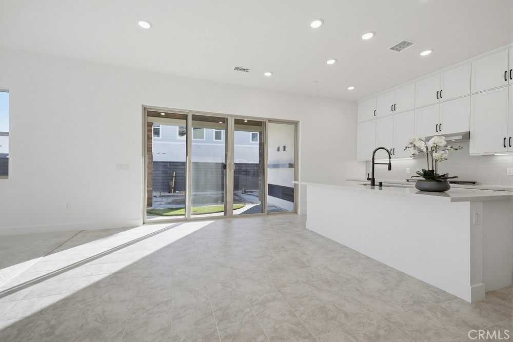 MLS #OC25276369 image #34