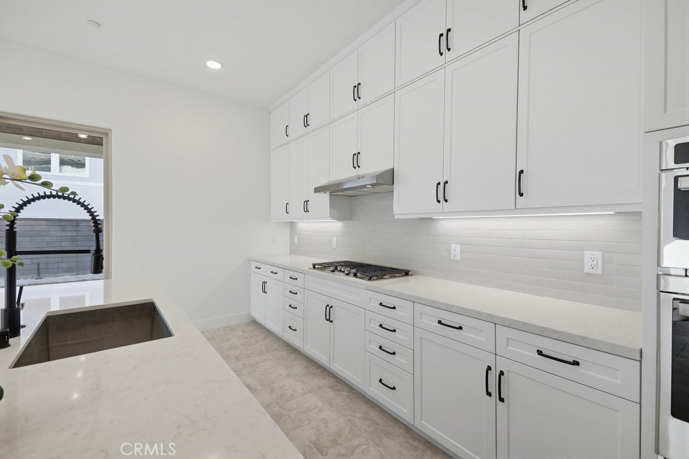 MLS #OC25276369 image #37