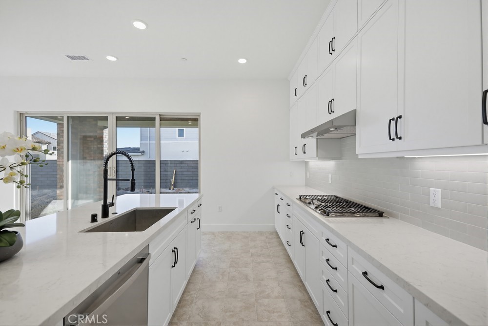 MLS #OC25276369 image #38