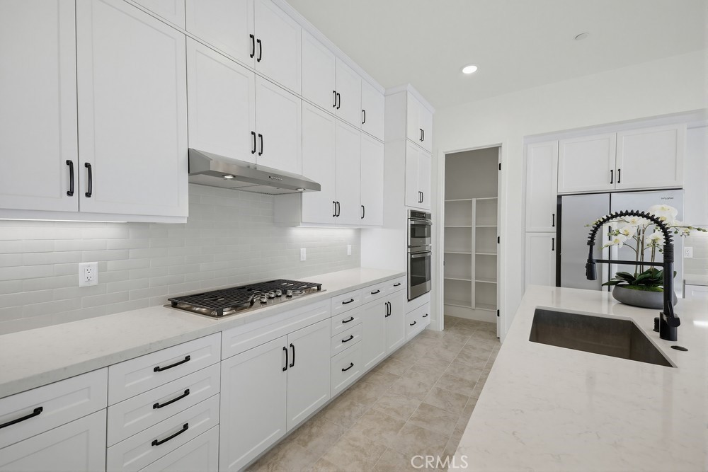 MLS #OC25276369 image #42