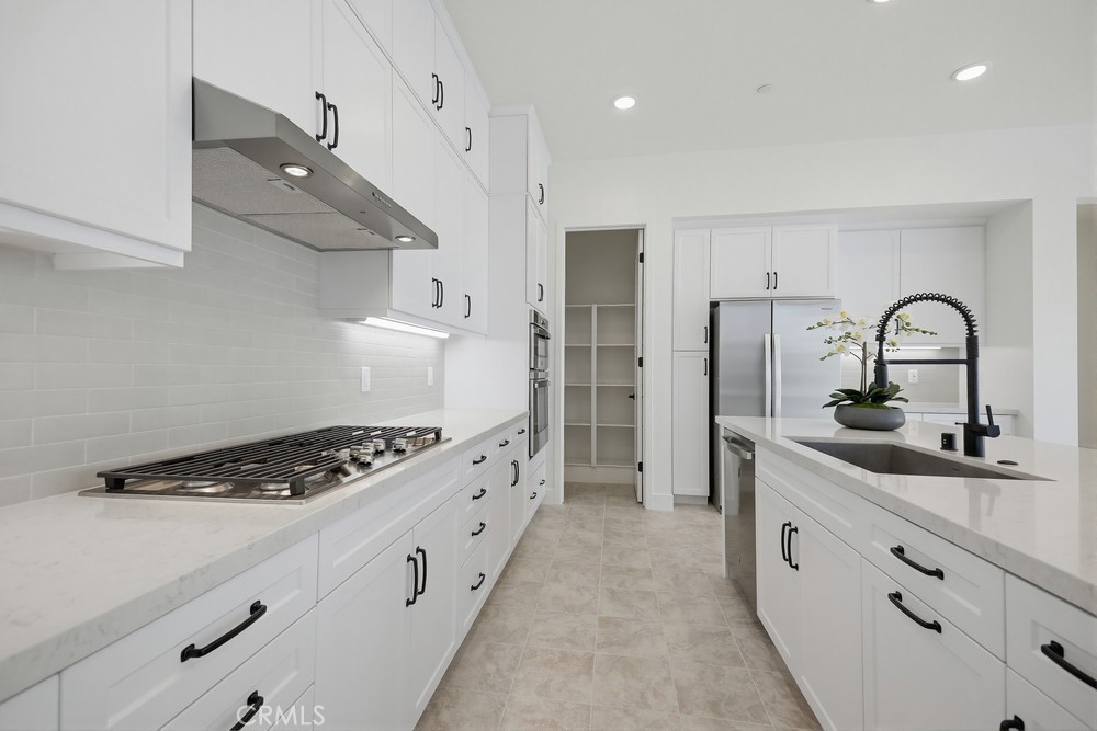 MLS #OC25276369 image #43