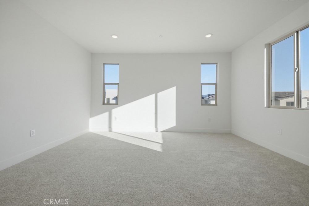 MLS #OC25276369 image #53