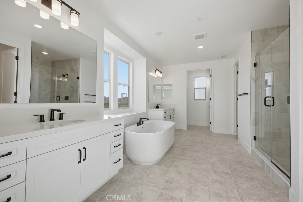 MLS #OC25276369 image #57