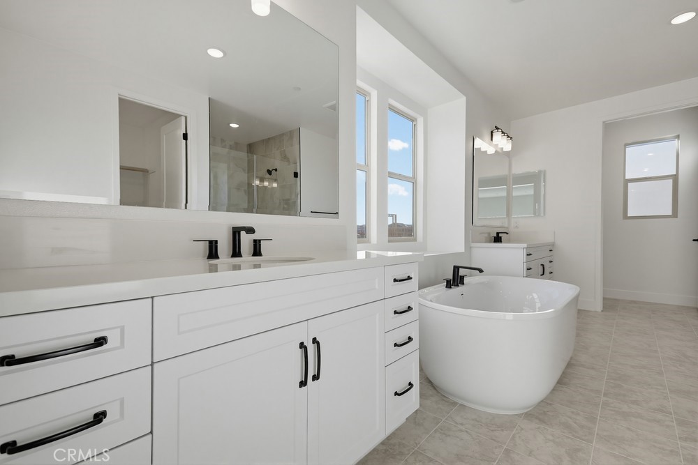 MLS #OC25276369 image #59