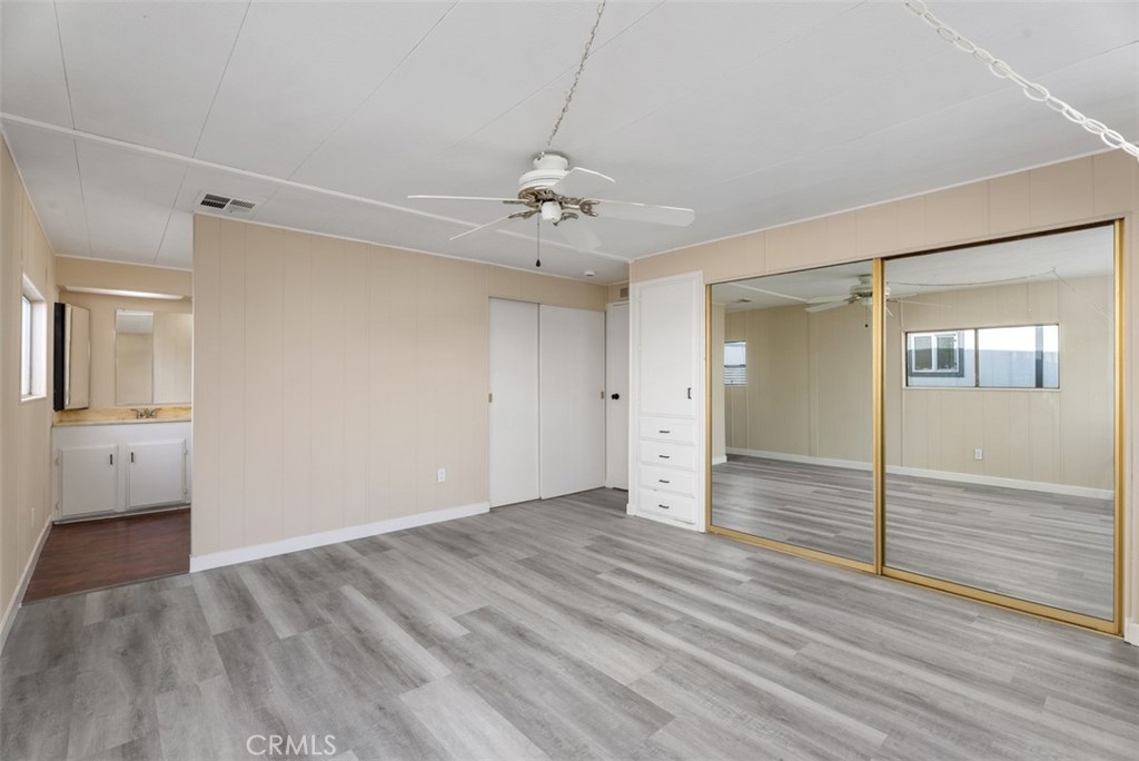 MLS #OC25276409 image #23