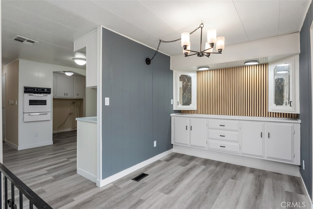 MLS #OC25276409 image #9