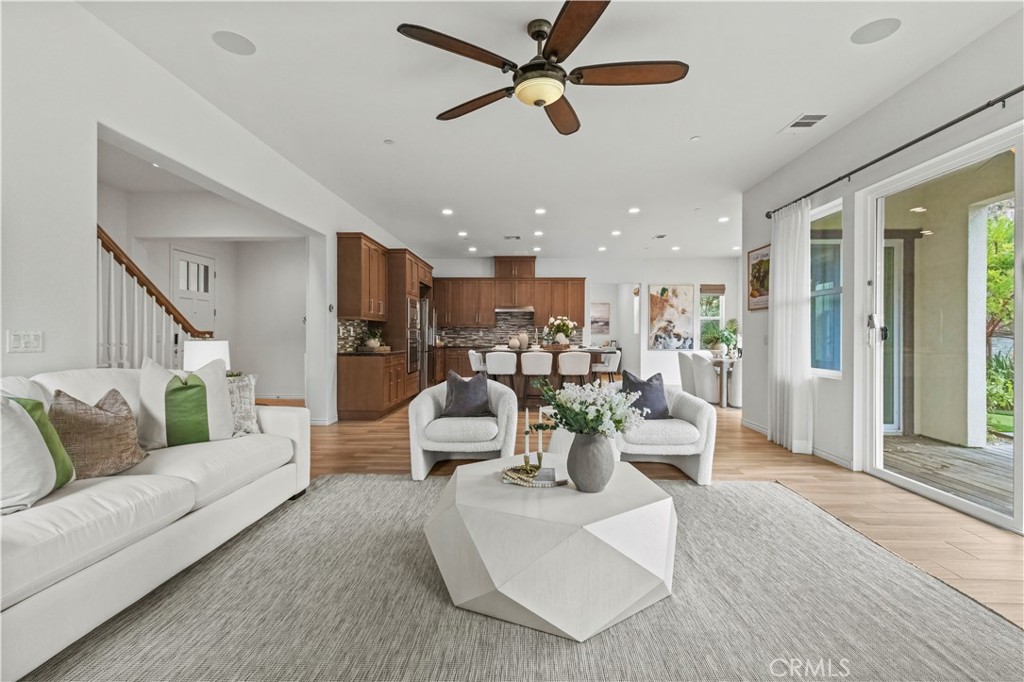 MLS #OC25276420 image #16