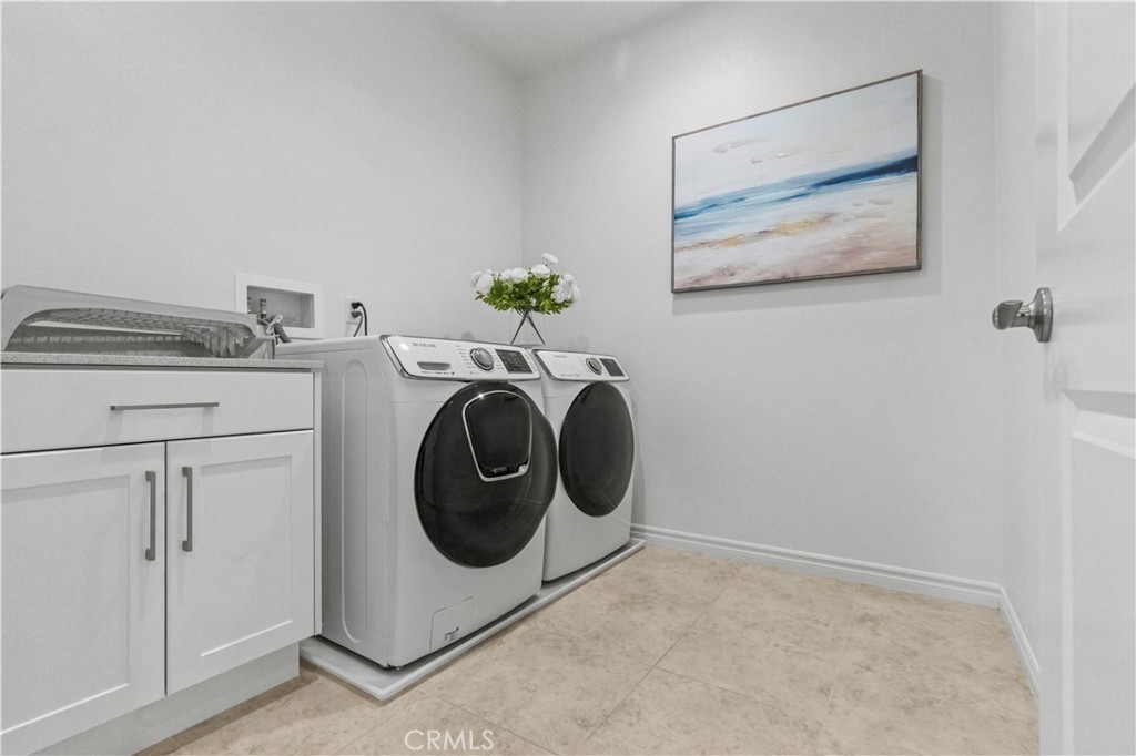 MLS #OC25276420 image #24