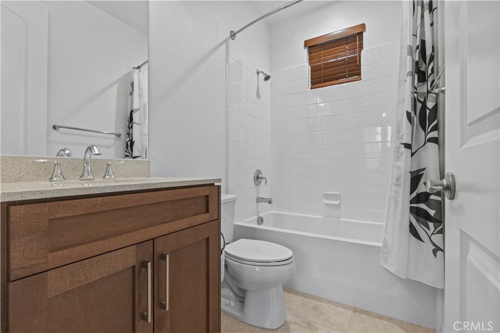 MLS #OC25276420 image #25