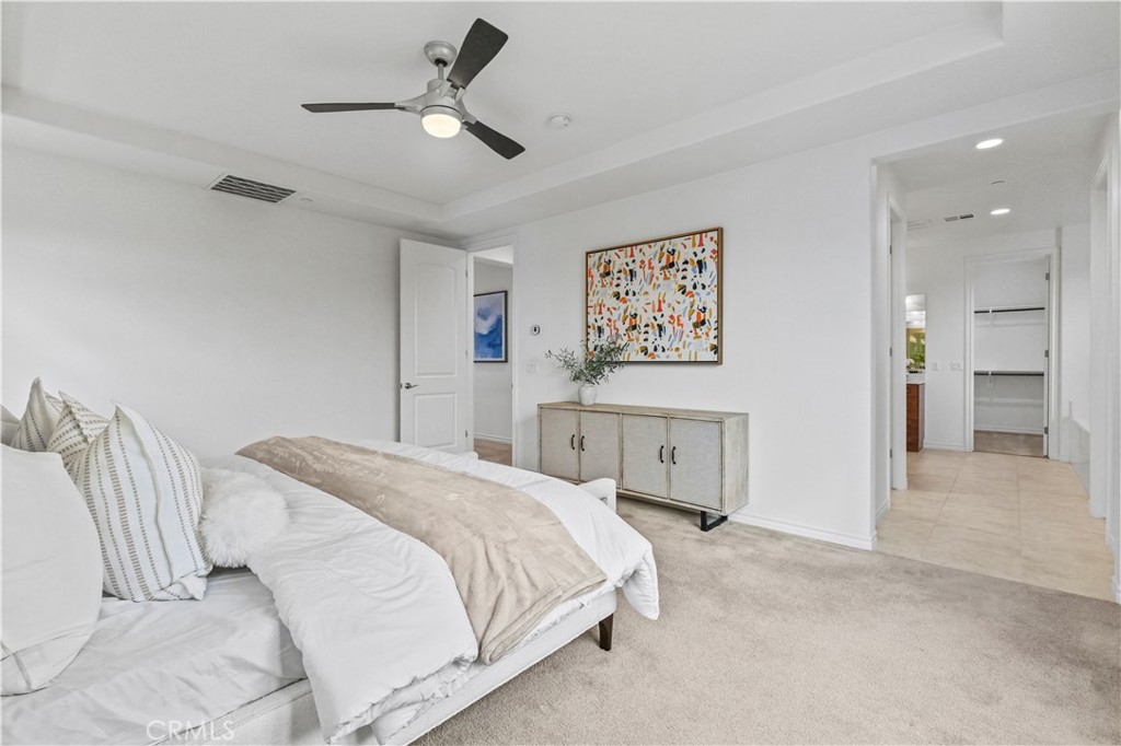 MLS #OC25276420 image #31