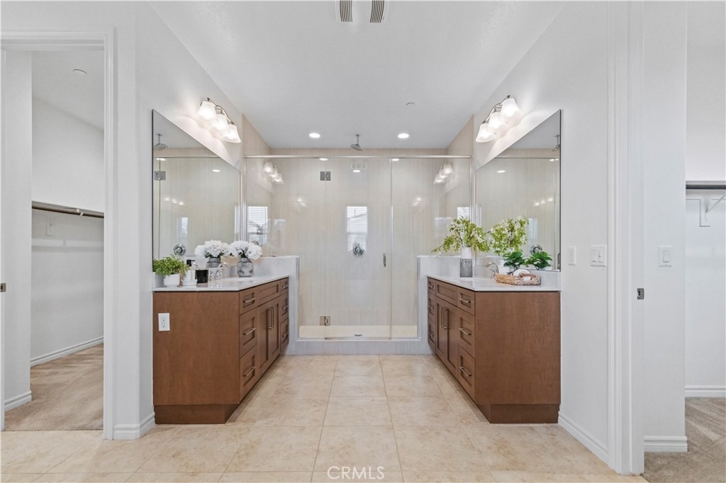 MLS #OC25276420 image #34