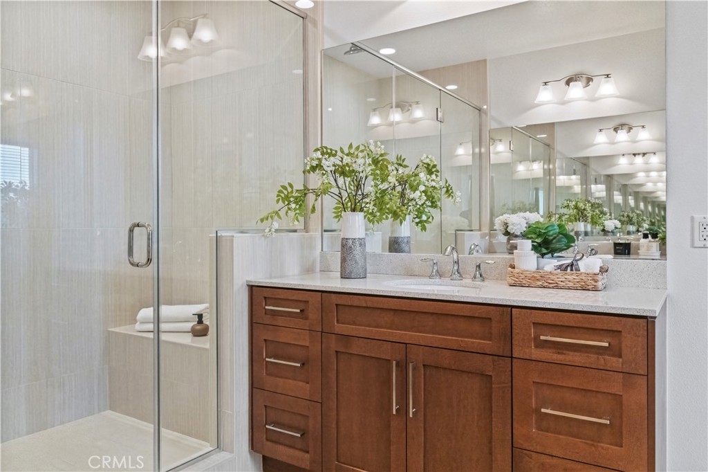 MLS #OC25276420 image #38